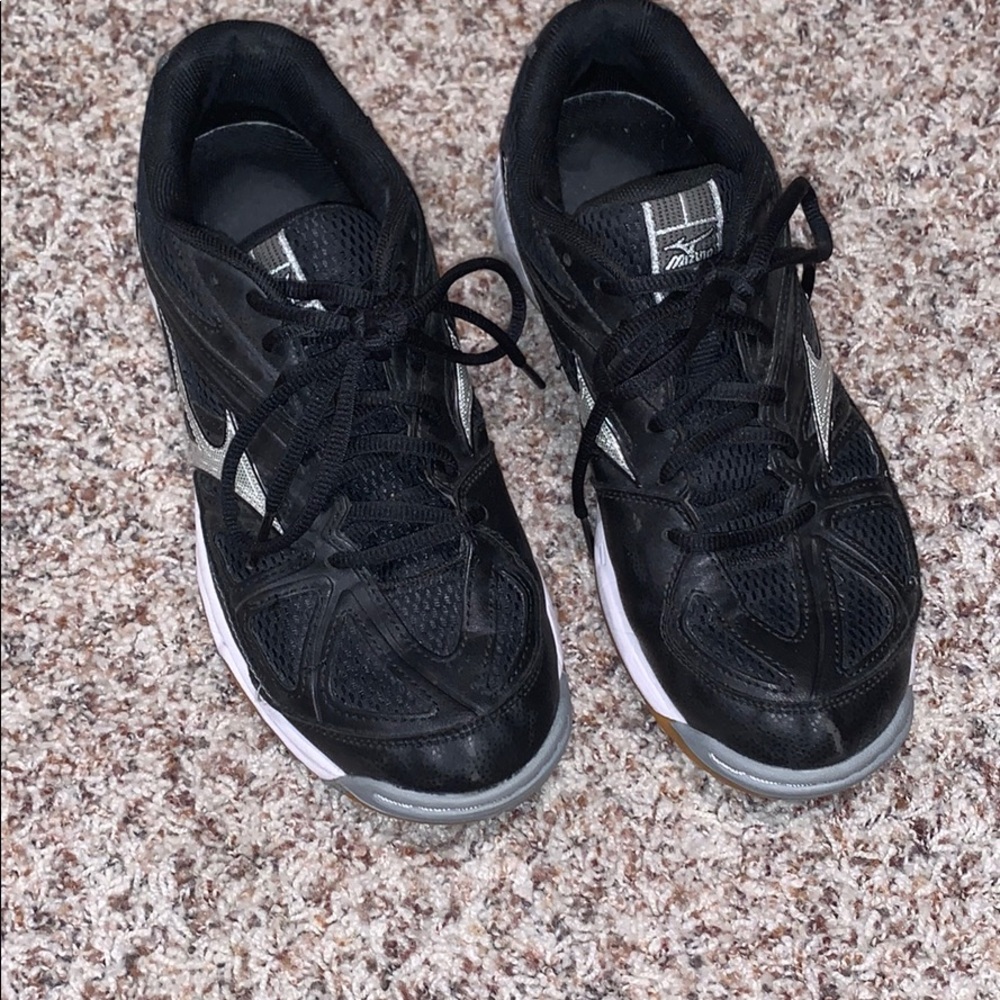 Mizuno Wave Hurricane Volleyball shoes